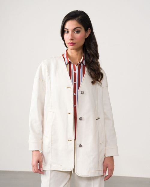 Dropped shoulder denim jacket with 'V' neckline