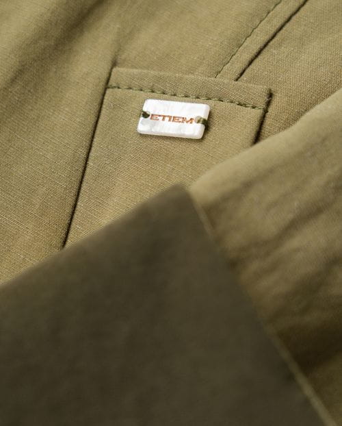 Dropped shoulder jacket with 'V' neckline in linen-viscose fabric