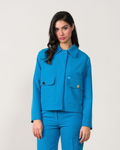 Cropped boxy design jacket with patch pocket with metallic buttons