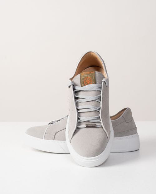 Zapatillas de piel serraje vacuno con suela ultraligera y edición limitada