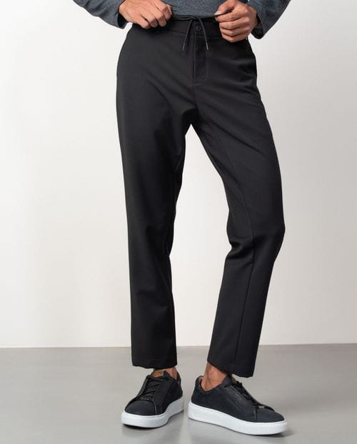 Pantalón sport de cordón y goma en la cintura en tejido de punto técnico