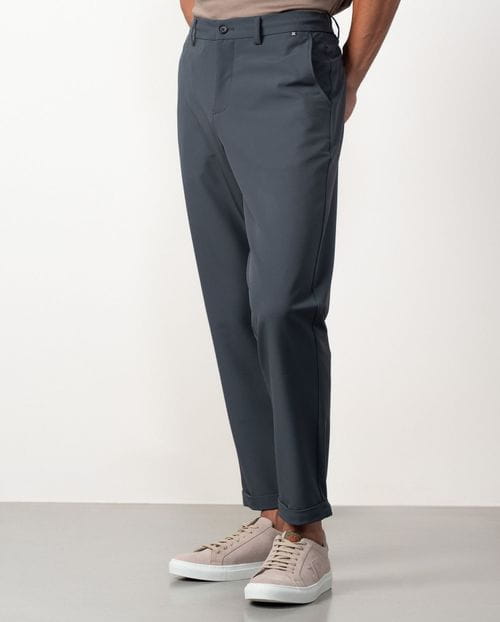Trousers with cord and elastic waistband made of elastic technical fabric