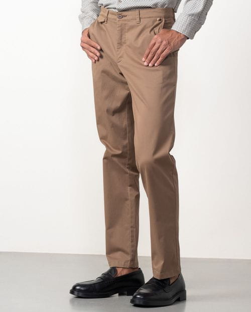 Pantalón sport slim fit en twill elástico de algodón
