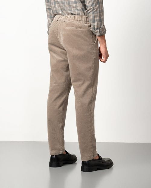 Trousers with drawstring and elastic waistband made of flexible corduroy