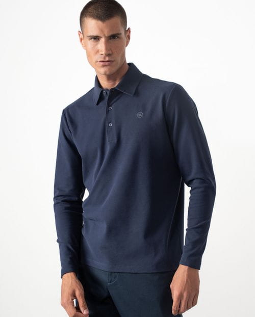 Polo camisero de botones en punto liso efecto `empolvado´