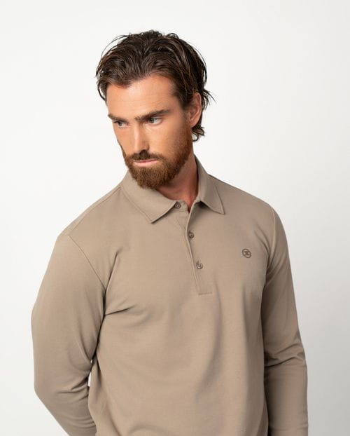 Polo camisero de botones en punto liso efecto `empolvado´