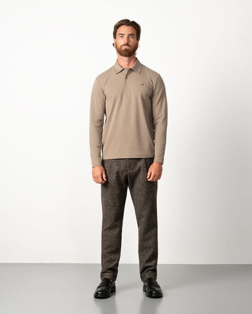 Polo camisero de botones en punto liso efecto `empolvado´
