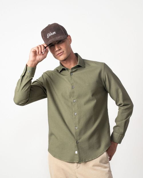 Camisa sport relaxed fit en un tejido de microestructura tintado