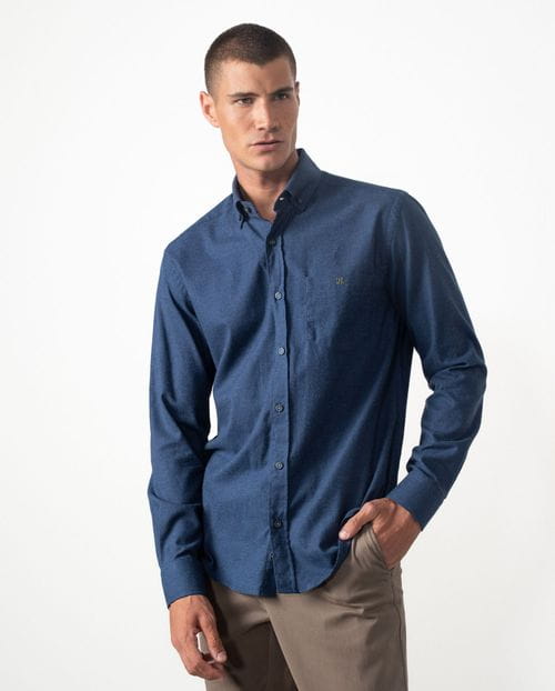 Camisa sport regular fit en franela de algodón y botón en el cuello