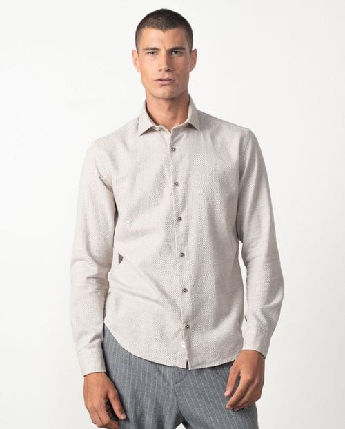 Slim fit sport shirt in microprinted cotton