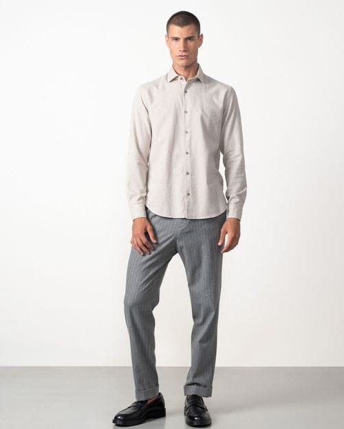 Slim fit sport shirt in microprinted cotton
