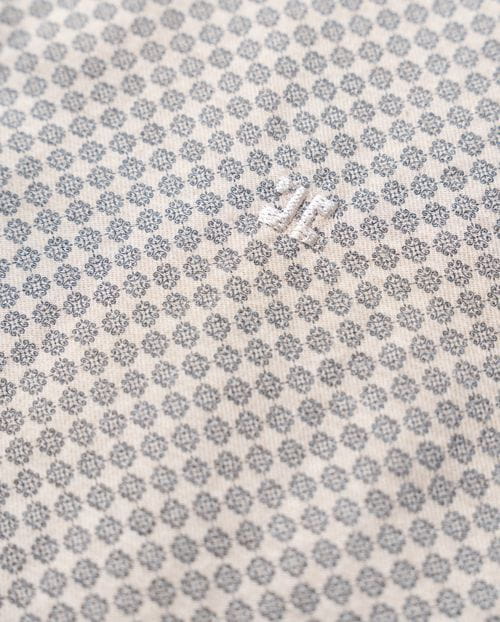 Camisa sport slim fit en estampado de algodón