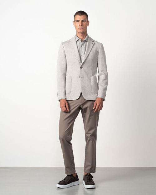 Unstructures and unlined slim fit blazer from heringbone knit-like fabric