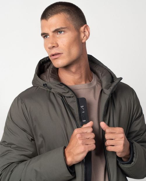 Long parka with fixed hood in ultralight stretch technical fabric