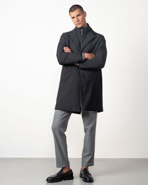 Abrigo técnico ultraligero `estilo piumino´ con vista-chaleco desmontable