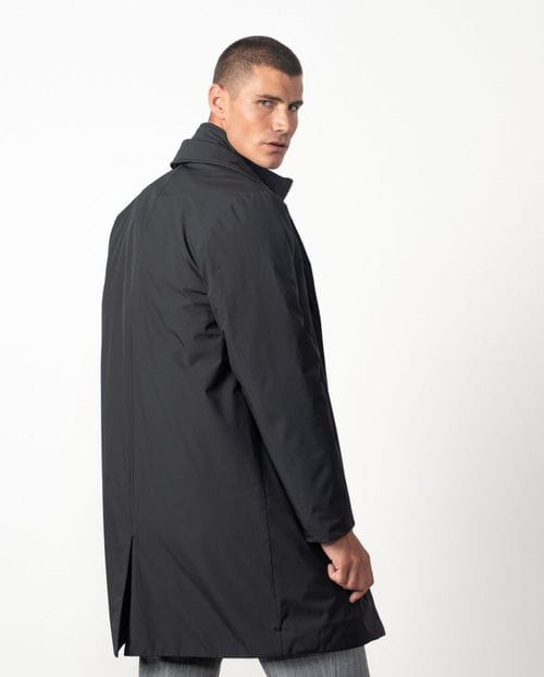 Abrigo técnico ultraligero `estilo piumino´ con vista-chaleco desmontable