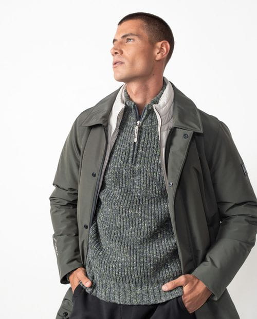 Short quilted trench coat with detachable vest in waterrepellent fabric
