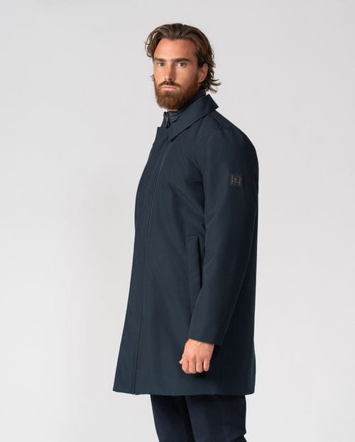 Trench corta acolchada con vista-chaleco desmontable en tejido `water repellent´