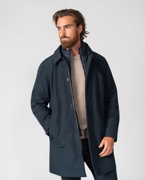 Trench corta acolchada con vista-chaleco desmontable en tejido `water repellent´