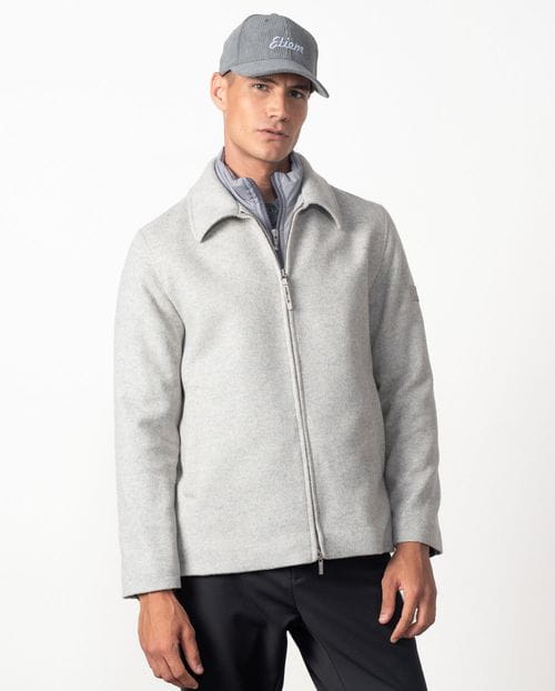 Short jacket in lightweight fabric with detachable collar