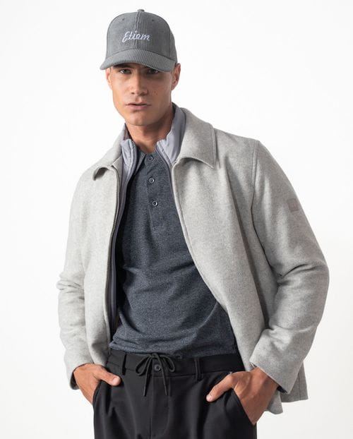 Short jacket in lightweight fabric with detachable collar