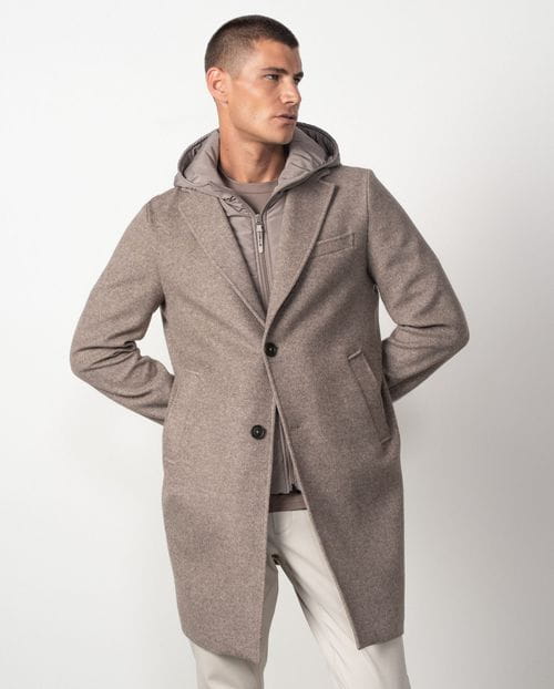 Abrigo corto con capucha-vista desmontable de tejido técnico, realizado en lana mezcla