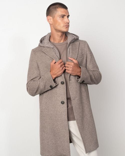 Abrigo corto con capucha-vista desmontable de tejido técnico, realizado en lana mezcla