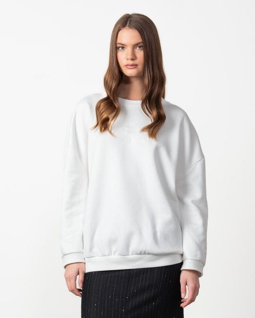 Oversize sweatshirt with embroidered in front and left sleeve