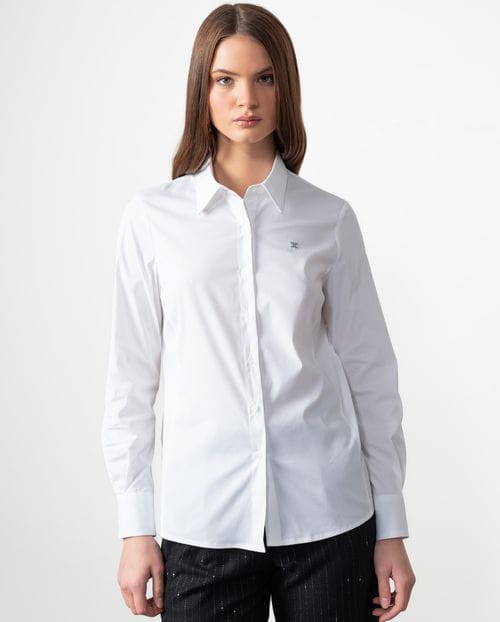 Fitted whit shirt in poplin cotton fabric with elastane