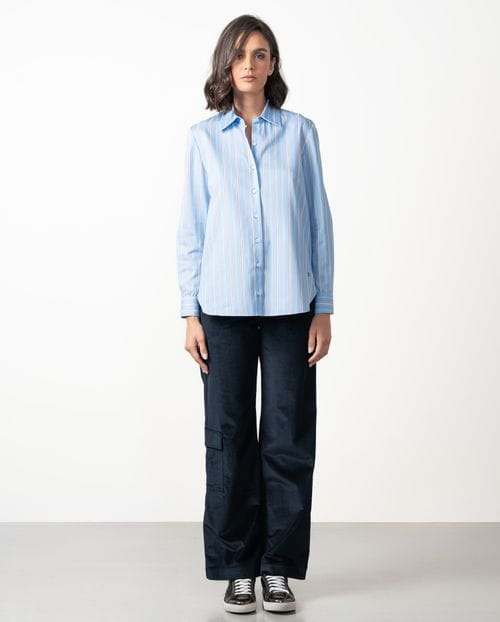 Blue poplin shirt with white and tan stripes