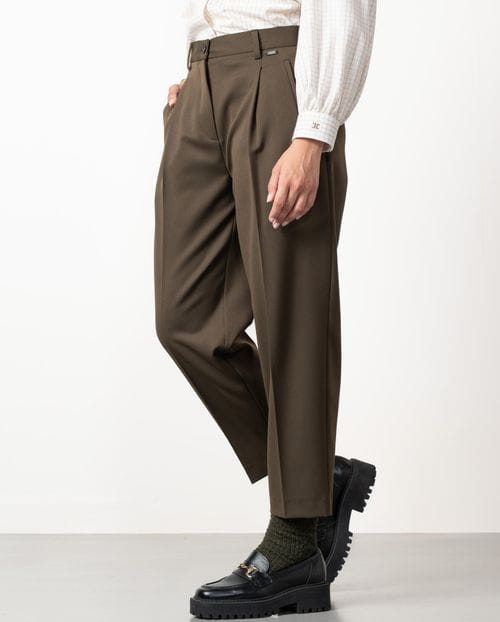 Cropped barrel trousers with pleats made in washable wool-style fabric of polieser-viscose