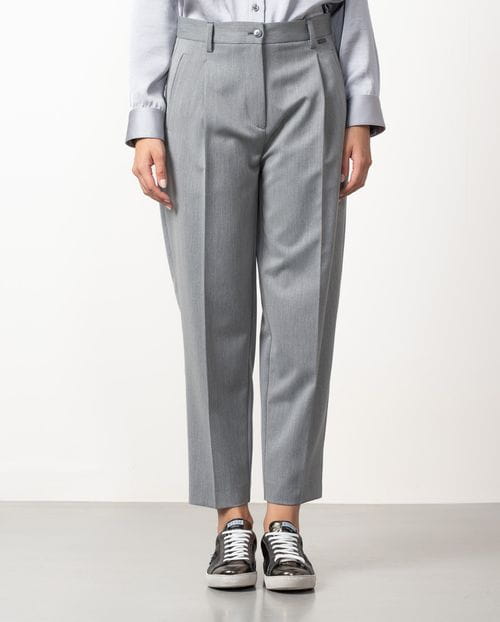 Pantalón 'barrel' tobillero con pinzas en lana fría de poliéster-viscosa lavable