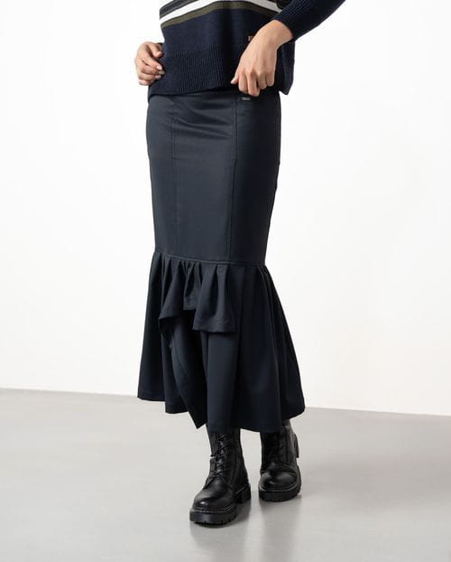 Falda midi entallada con volantes en lana fría