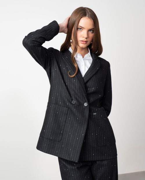 Chaqueta americana larga cruzada en sarga de lana con raya diplomática