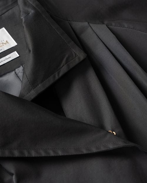 Oversize dustercoat with funnel neck made in water-repellent twill fabric