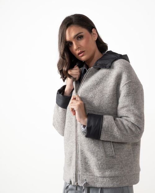 Combined short coat with boiled wool and quilted nylon fabric, detachable hood and zipper fastening