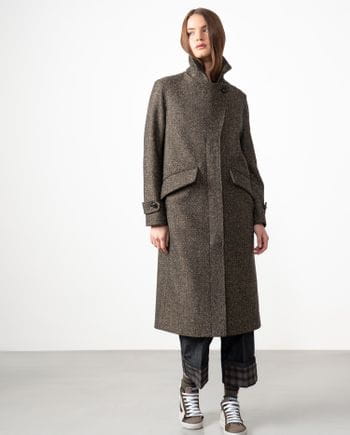 Funne collar long coat with one lapel made from cheviot wool