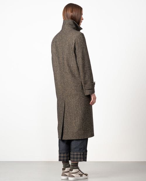 Funne collar long coat with one lapel made from cheviot wool