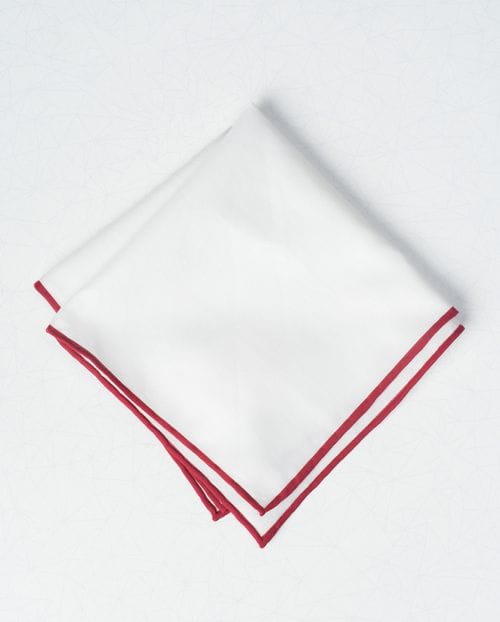 Pañuelo blanco de bolsillo con ribete de color