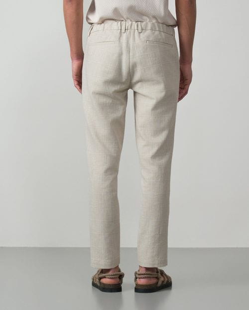 Sport trouser with cord and elastic waistband made of linen-cotton squared fabric