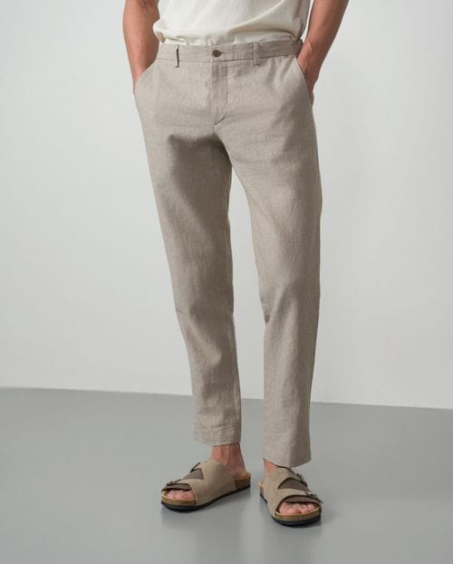 Sport trouser with cord and elastic waistband made of linen-cotton pinstripe fabric