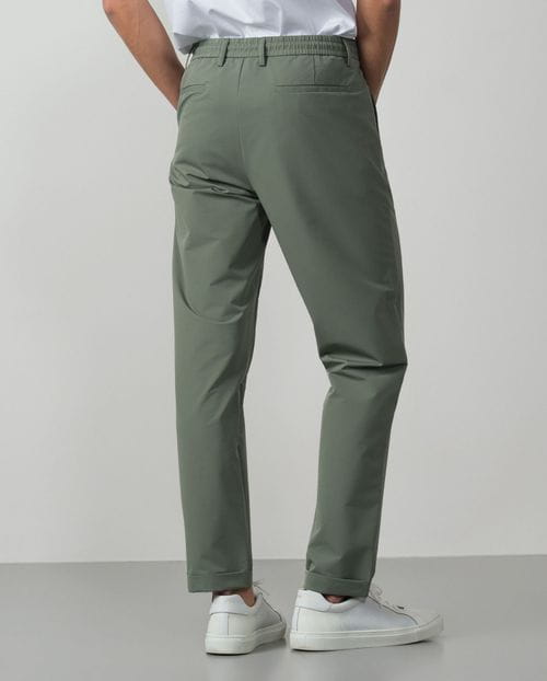 Trousers with cord and elastic waistbrand made of flexible technical fabric