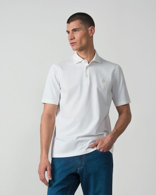 Short sleeved polo shirt with shirt collar in mercerised plain circular point