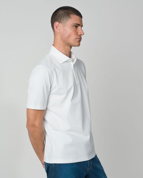 Short sleeved polo shirt with shirt collar in mercerised plain circular point