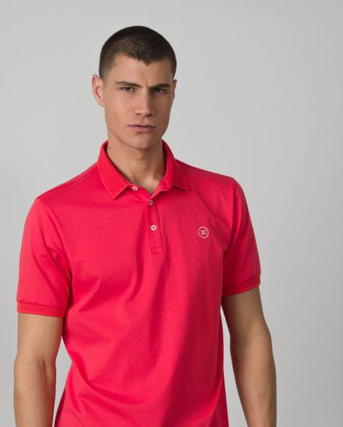 Short sleeved polo shirt with structure collar in mercerised cotton jersey
