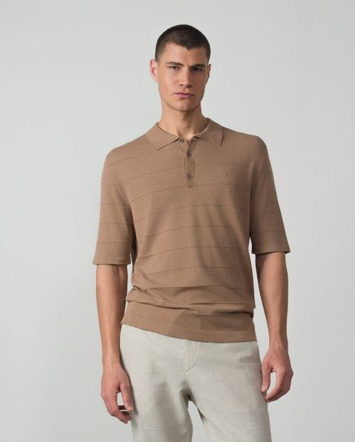 Polo de punto tricot de fantasía con cuello camisero y cierre de botones