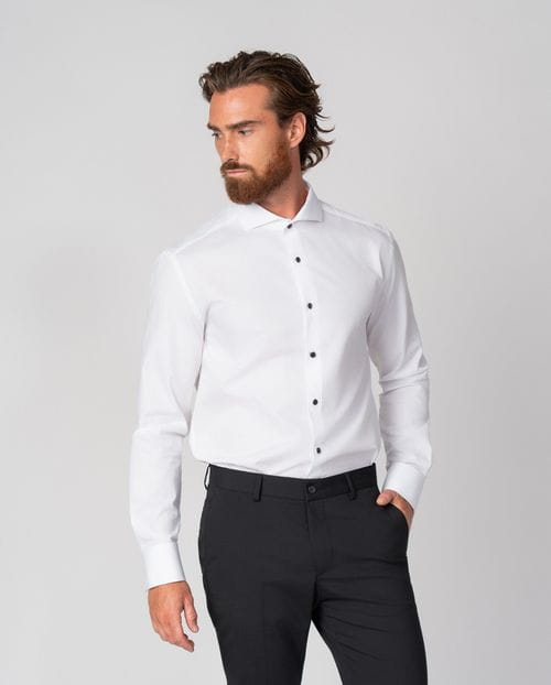 Camisa de vestir slim fit en microestructura cuadrillé de algodón