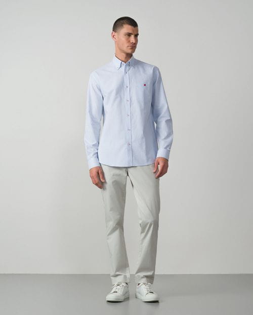 Camisa sport relaxed fit en rayitas de oxford de algodón