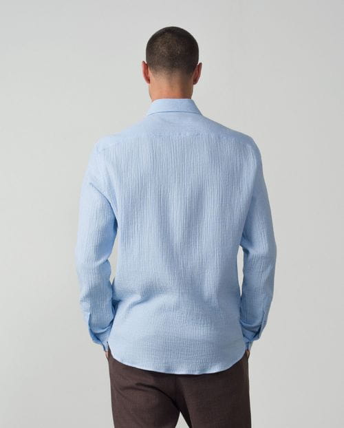 Camisa sport relaxed fit en mil rayas de seersucker algodón