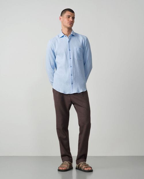 Camisa sport relaxed fit en mil rayas de seersucker algodón